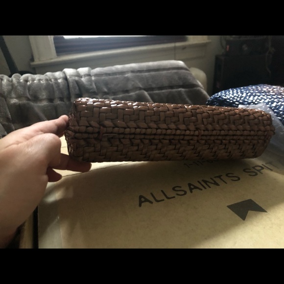 Pair of basket weave clutches metal clasps. MINT! - Picture 7 of 8